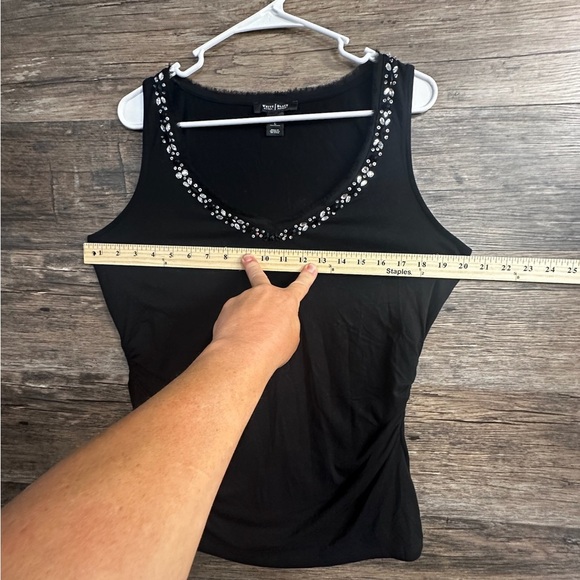 White House Black Market Black Embellished Sleeveless Tank - Picture 7 of 10